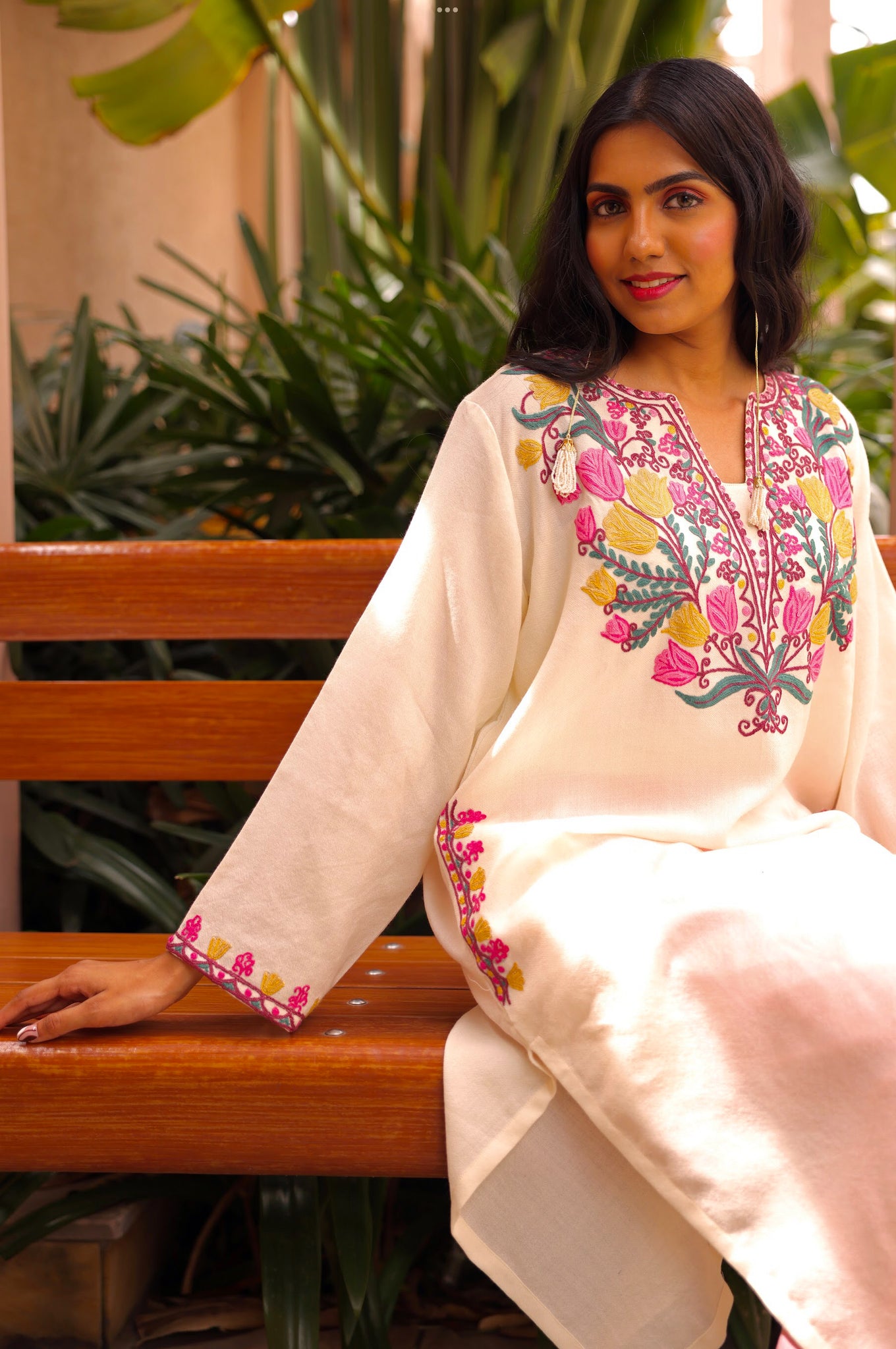 K&M Ivory Pheran