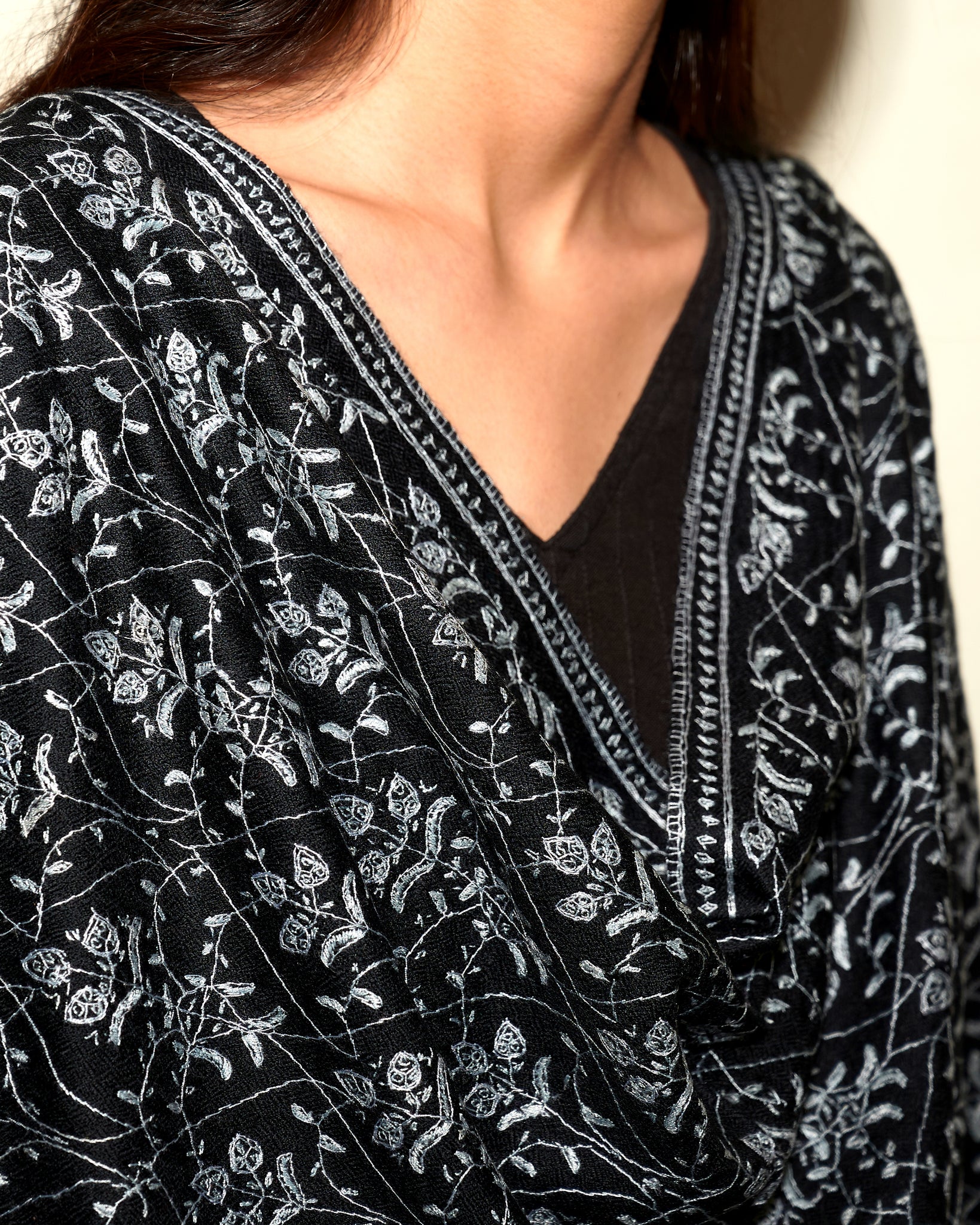 K&M Black Jaali Pashmina Stole