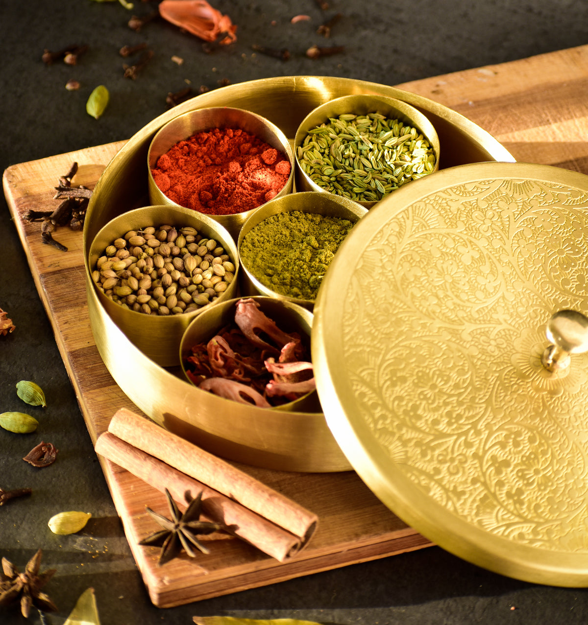 Shalimar Brass Masala Box Online With An Embossed Lid – K&M - Kanz & Muhul